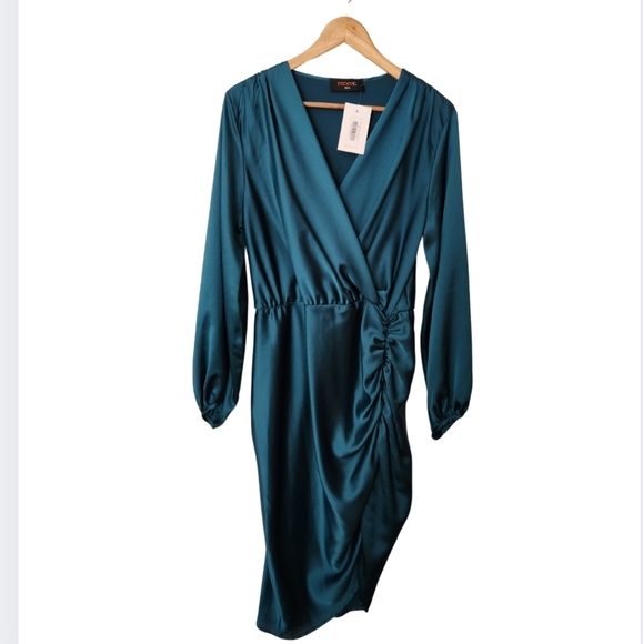 Renee C- Stretch Satin Dress with Ruched Asymmetrical Hem-Large - Picture 3 of 9